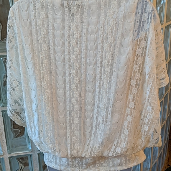 Blouse - Picture 3 of 4